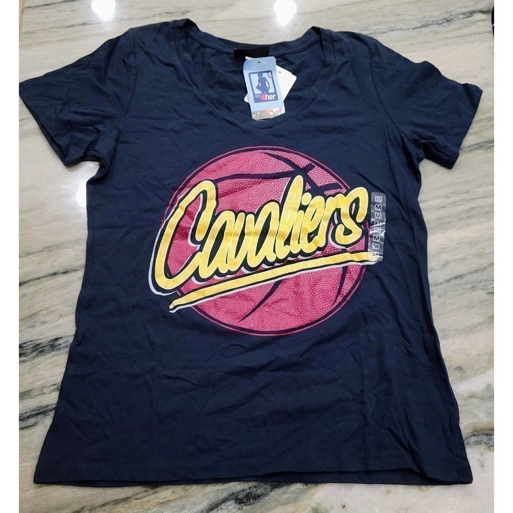 5th & Ocean Cleveland Cavaliers Basketball T-Shirt Medium